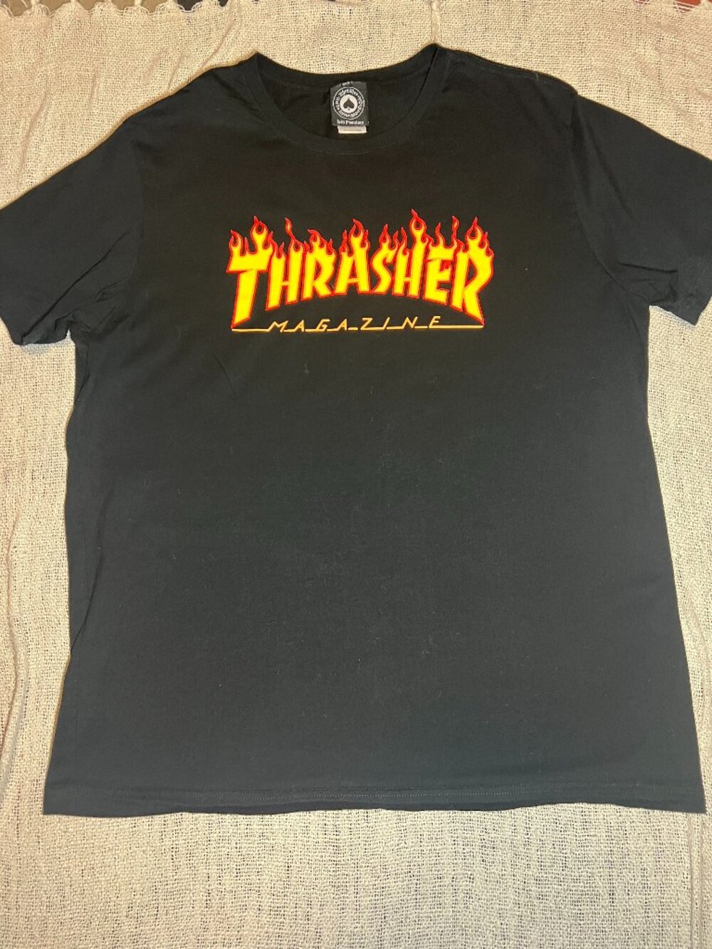 Thrasher Magazine Flame Logo T-Shirt Black 2XL – Skateboarding Streetwear